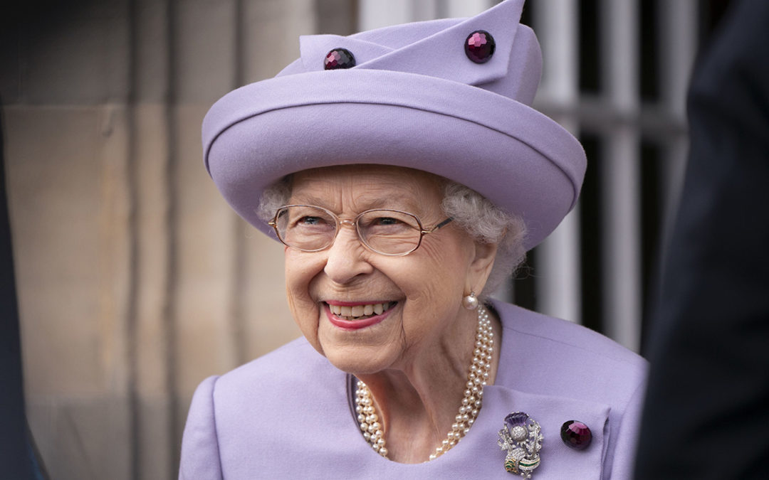 The Queen’s Dentists: Who Crowned Her Majesty’s Teeth?